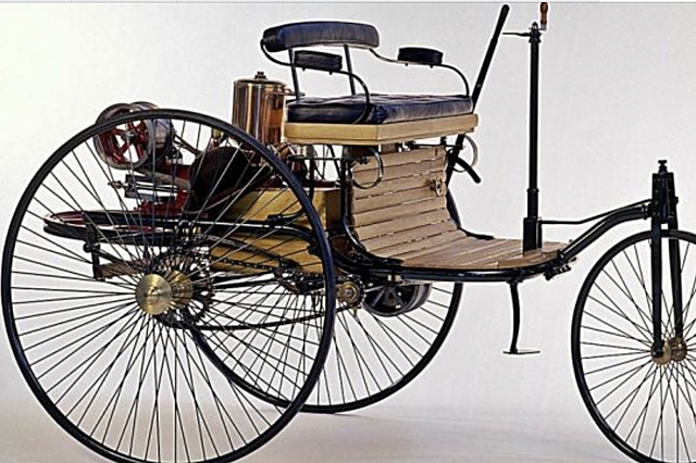 Primer automóvil de gasolina