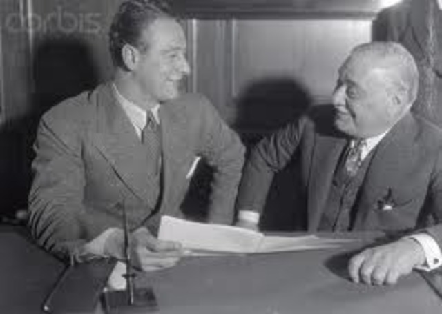 Lou signed to play baseball with the Yankees.