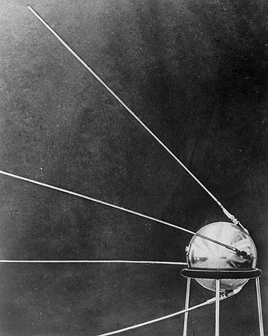 Soviet Union launched Sputnik 1