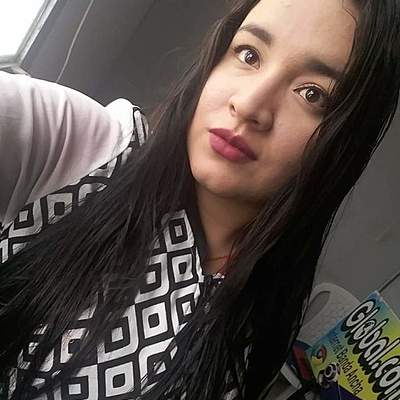 Timeline: EDUCACIÓN Y ESCUELA POR YULIETH KATHERINE BENAVIDES IBEROAMERICA