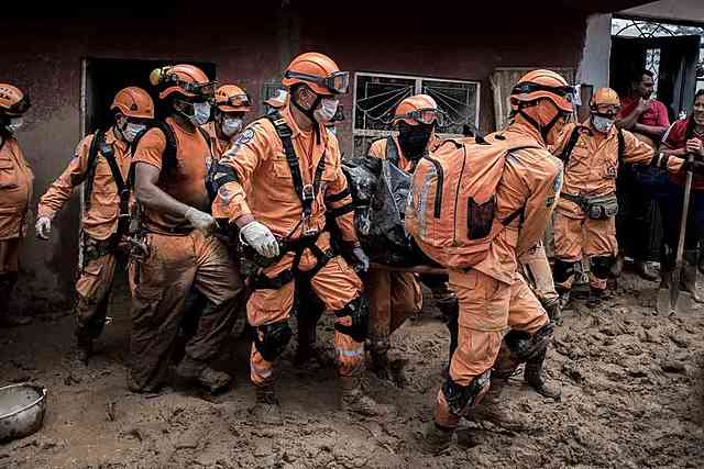 ACUERDO ENTRE COLOMBIA Y ECUADOR SOBRE DESASTRES NATURALES.
