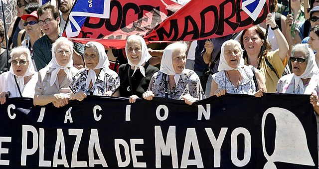 Madres de la Plaza de Mayo, Argentina