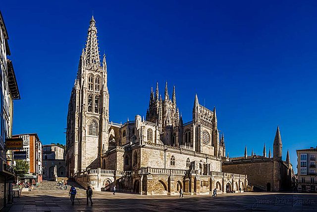 Ocho maravillas del Gótico en España