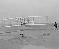 PRIMER VUELO PROPULSADO