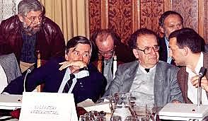 Nemzeti Kerekasztal (NEKA) háromoldalú tárgyalások