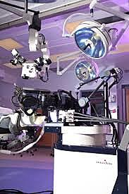 Tumor removing robot