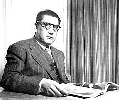 Lic. Agustín Yáñez Delgadillo SECRETARIO DE EDUCACIÓN