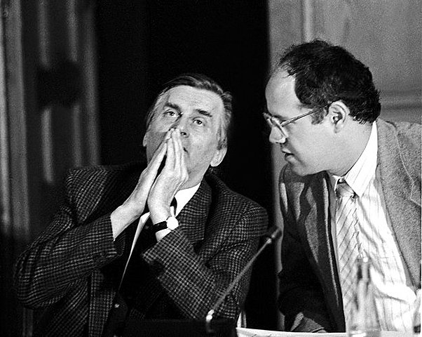 MDF - SZDSZ  paktum megkötése