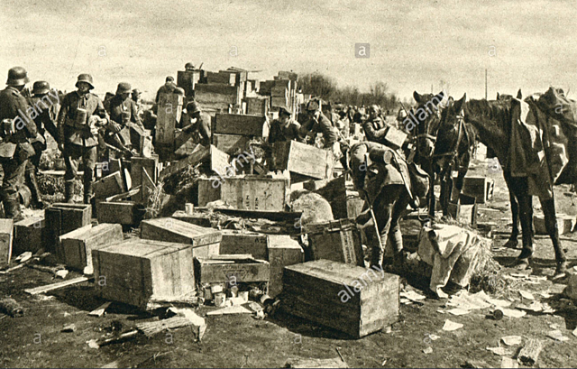 Mujahadeen receiving arms from US, Britain, China through Pakistan