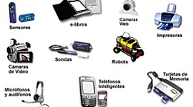 Timeline: HERRAMIENTAS TECNOLÓGICAS QUE SE UTILIZAN EN EL AULA