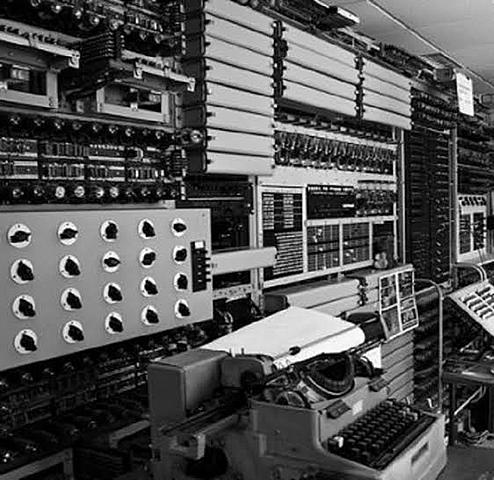 Aparición de la ingeniería en computación.