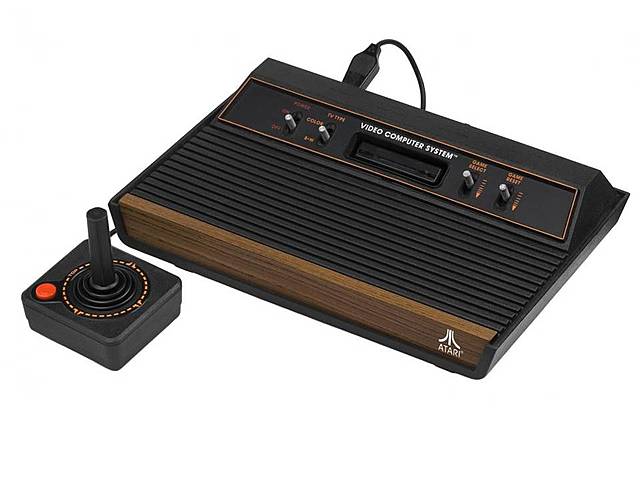 1977. Atari