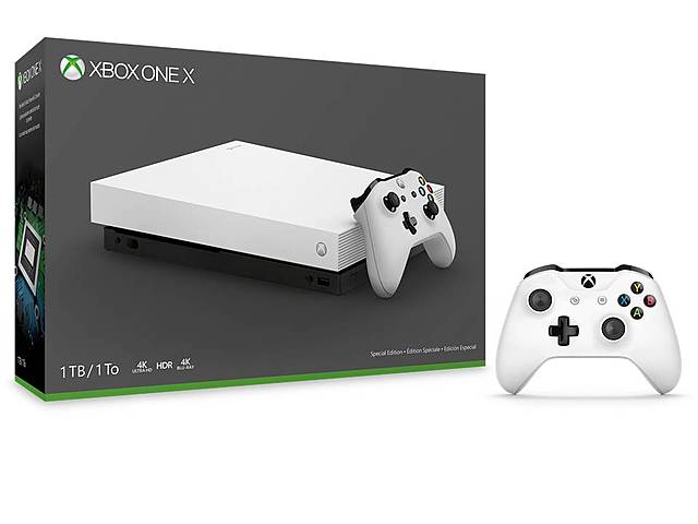 2017. Xbox One X