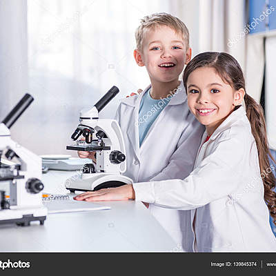 Timeline: Evolución del Microscopio