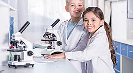 Timeline: Evolución del Microscopio