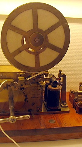 LA UTILIZACIÓN DEL TELÉGRAFO