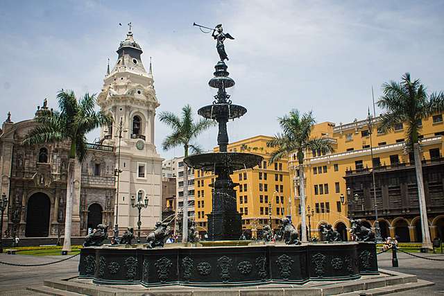 Fundación de una nueva capital (Lima)