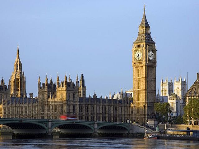 ARQUITECTURA - NEOGÓTICO