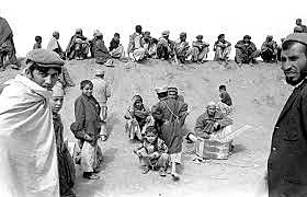 Afghans Flee from War-torn Country