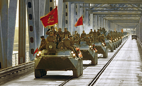 Soviet Union leaves Afghanistan