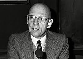 Nace Foucault