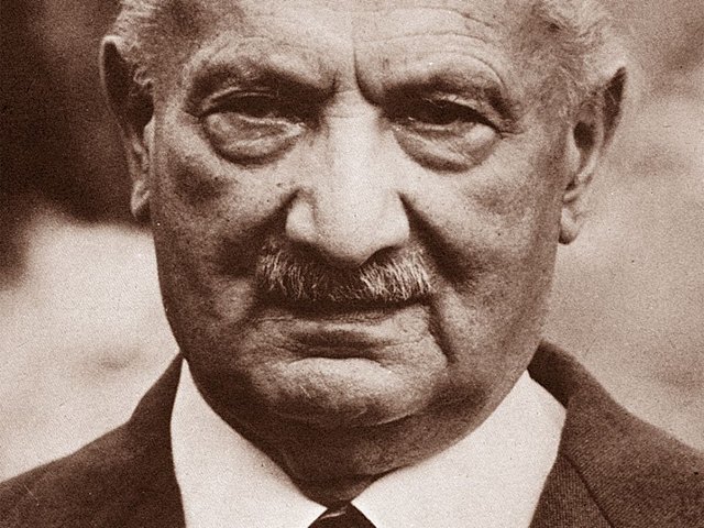 Nacimiento de Martin Heidegger