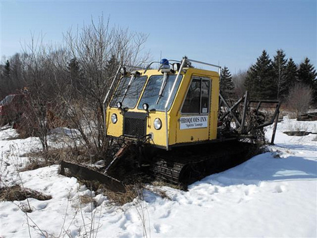 Bombardier Markets The Skidozer SV 200