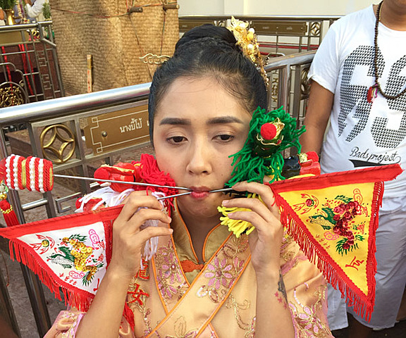 Rituals during the festival