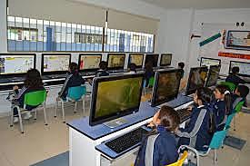 LA MAYOR DISRUPCION POSIBLE EN LA HISTORIA DE LA PEDAGOGÍA