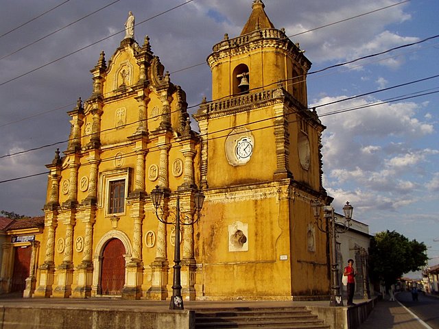 Iglesia La Recolección