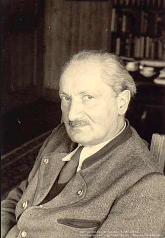 Nace Martin Heidegger