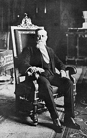 Se crea la ley de secretarías