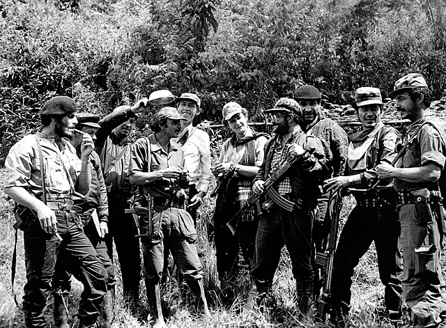 Los grupos guerrilleros.