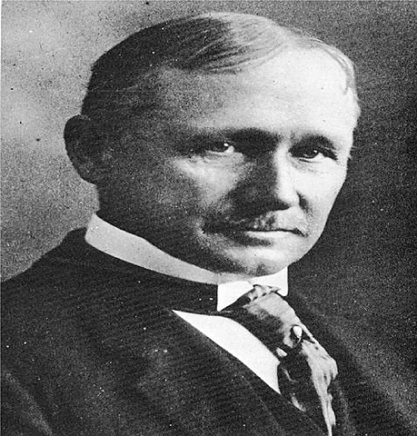 1900 Frederick W. Taylor