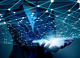 Internet  alcanza los 2.4 millones  de internautas .