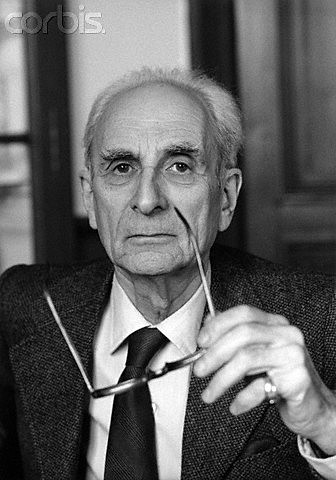 Tercer apartado de Levi Strauss en torno al humanismo 2005