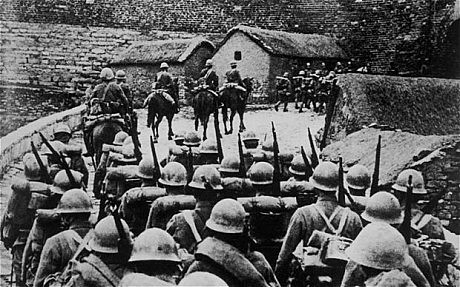 Japan invades Manchuria