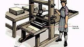 Timeline: LA IMPRENTA:Un método mecánico destinado a reproducir textos e imágenes sobre papel, tela u otros materiales. En su forma clásica, consiste en aplicar una tinta, generalmente oleosa, sobre unas piezas metálicas para transferirla al papel por presión.