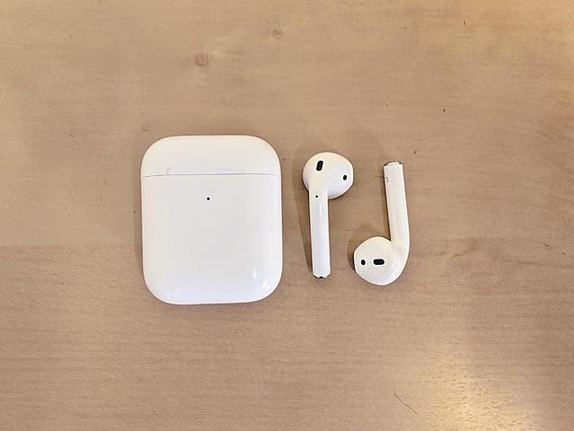 Aurikularrak (Airpods)