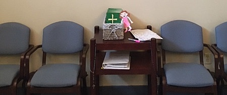 Elle est allée à l’église!