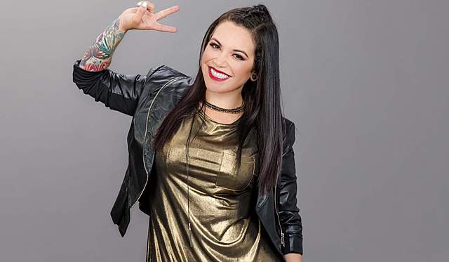 Jenni and her second daughter.