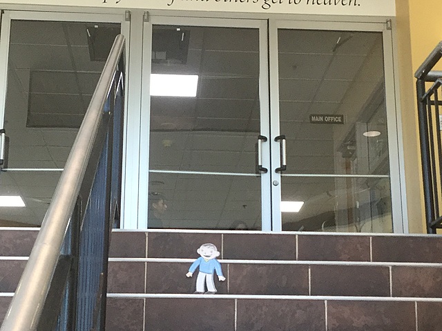 Clemont Arrive a école