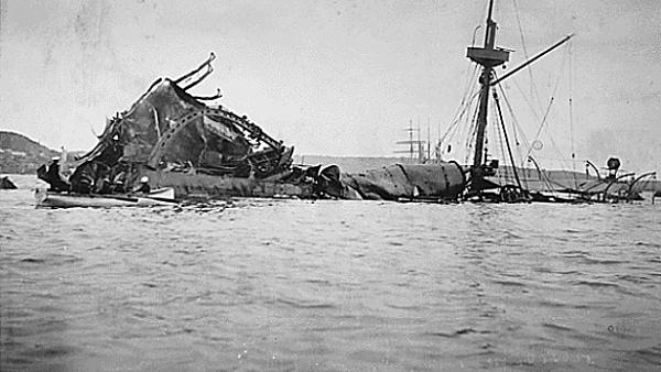 The sinking of Maine