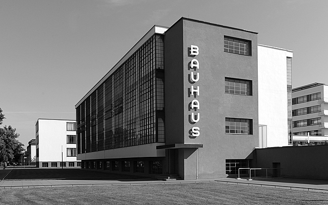 El movimiento moderno en EE.UU.: Moholy-Nagy, escuela de diseño.