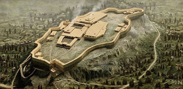 Beginning of the Mycenaean period: 1600 to 1100 BC