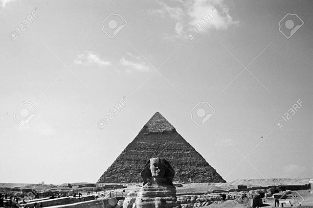 Construccion de las piramides de Egipto