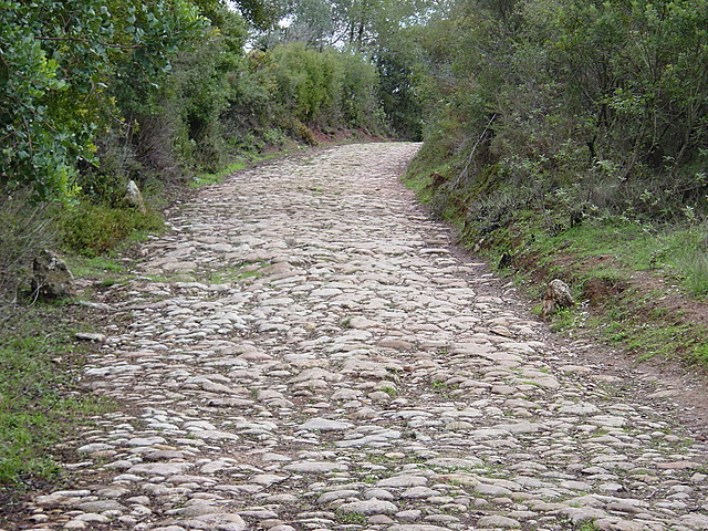 300 BC-Invention of the roads by the Romans