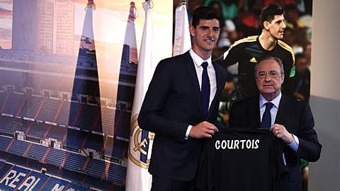 Thibaut Courtois firma por el conjunto blanco