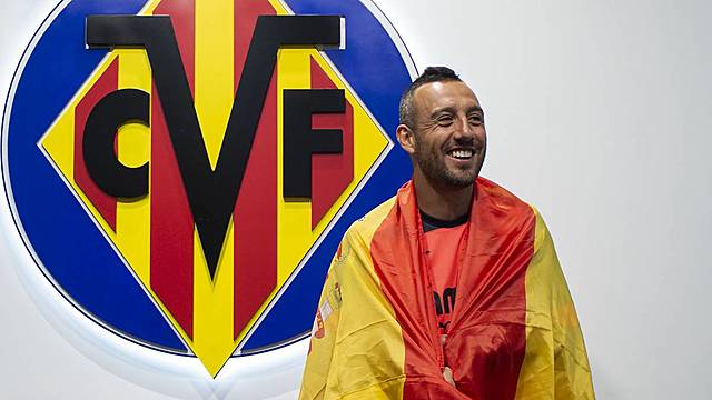 Cazorla es convocado de nuevo con España