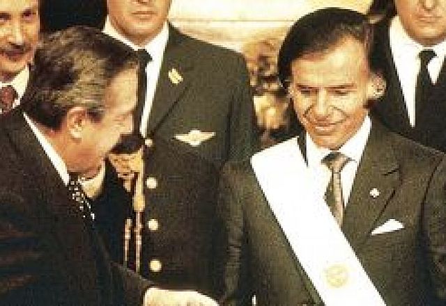 Raúl Alfonsín se retira